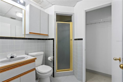 Propiedad comercial en venta en Tampa, Florida, 348.76 m2 № 1722553 - foto 26