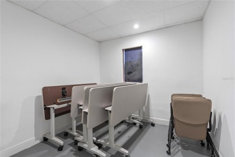 Propiedad comercial en venta en Tampa, Florida, 348.76 m2 № 1722553 - foto 7