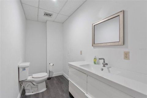 Propiedad comercial en venta en Tampa, Florida, 348.76 m2 № 1722553 - foto 29