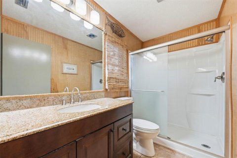 House in Lady Lake, Florida 4 bedrooms, 204.76 sq.m. № 2132152 - photo 25