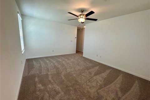 Villa ou maison à louer à San Antonio, Floride: 5 chambres, 221.94 m2 № 2107445 - photo 16