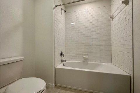Villa ou maison à louer à San Antonio, Floride: 5 chambres, 221.94 m2 № 2107445 - photo 21