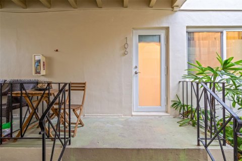 Copropriété à louer à Miami Beach, Floride: 1 chambre, 49.7 m2 № 1957188 - photo 2