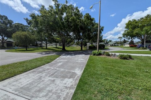 Casa en venta en Haines City, Florida, 2 dormitorios, 114.27 m2 № 2227318 - foto 3