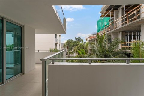 Купить кондоминиум в Бей-Харбор-Айлендс, Флорида 3 спальни, 183.2м2, № 1973850 - фото 26