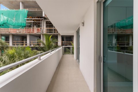 Купить кондоминиум в Бей-Харбор-Айлендс, Флорида 3 спальни, 183.2м2, № 1973850 - фото 25