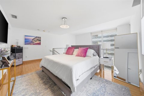 Condo in Miami, Florida, 1 bedroom  № 2076621 - photo 14