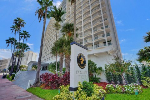 Copropriété à vendre à Miami Beach, Floride: 2 chambres, 144 m2 № 1852176 - photo 1