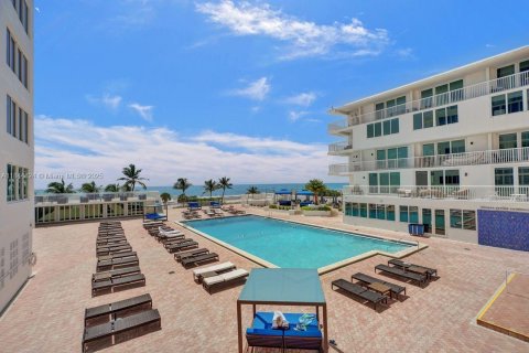 Copropriété à vendre à Miami Beach, Floride: 2 chambres, 144 m2 № 1852176 - photo 20