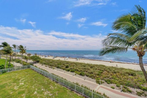 Copropriété à vendre à Miami Beach, Floride: 2 chambres, 144 m2 № 1852176 - photo 30