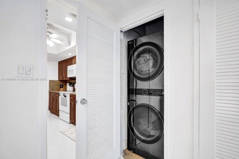 Copropriété à vendre à Miami Beach, Floride: 2 chambres, 144 m2 № 1852176 - photo 8