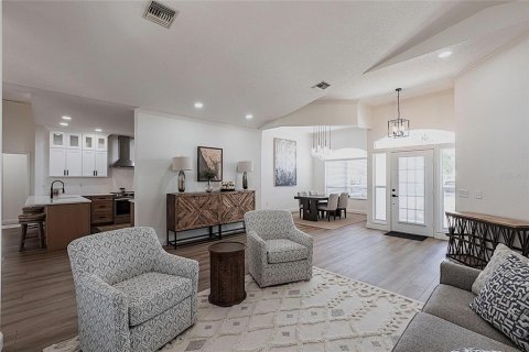 House in Punta Gorda, Florida 3 bedrooms, 201.97 sq.m. № 1673812 - photo 4