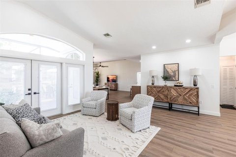 House in Punta Gorda, Florida 3 bedrooms, 201.97 sq.m. № 1673812 - photo 9