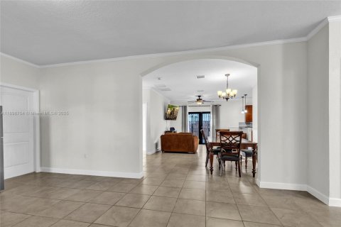 Villa ou maison à vendre à Homestead, Floride: 3 chambres, 146.14 m2 № 1948075 - photo 13