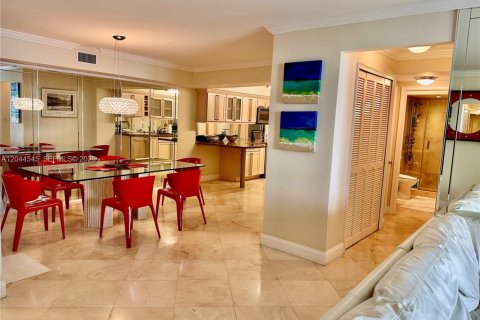 Copropriété à vendre à Key Biscayne, Floride: 2 chambres, 130.9 m2 № 2261877 - photo 18