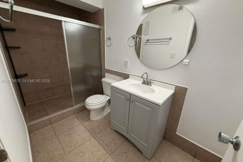 Condominio en alquiler en Miami, Florida, 1 dormitorio, 54.63 m2 № 2030684 - foto 8