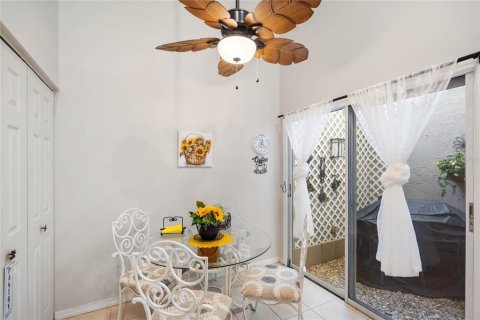House in Sarasota, Florida 3 bedrooms, 142.42 sq.m. № 2210993 - photo 17