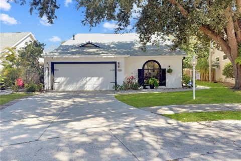 House in Sarasota, Florida 3 bedrooms, 142.42 sq.m. № 2210993 - photo 6