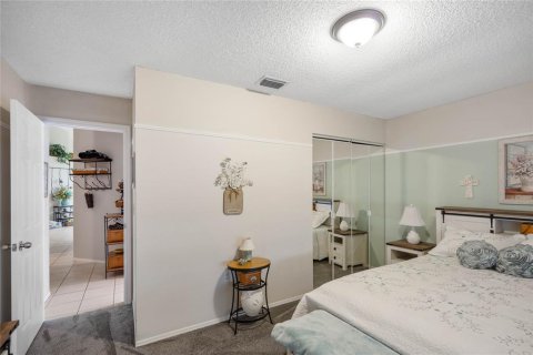 House in Sarasota, Florida 3 bedrooms, 142.42 sq.m. № 2210993 - photo 27