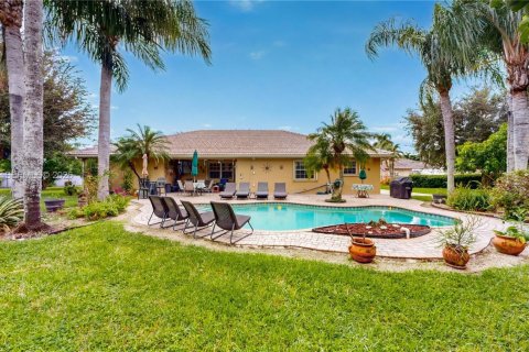 Casa en venta en Homestead, Florida, 4 dormitorios, 211.35 m2 № 2058282 - foto 2