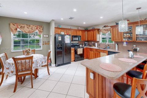 Casa en venta en Homestead, Florida, 4 dormitorios, 211.35 m2 № 2058282 - foto 13