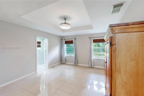 Casa en venta en Homestead, Florida, 4 dormitorios, 211.35 m2 № 2058282 - foto 25