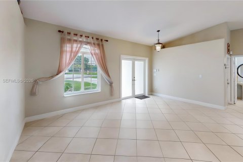 Casa en venta en Homestead, Florida, 4 dormitorios, 211.35 m2 № 2058282 - foto 10