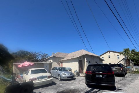 Propiedad comercial en venta en West Palm Beach, Florida, 285.12 m2 № 2251055 - foto 7