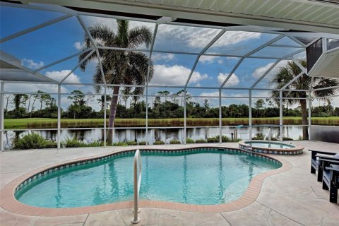 Villa ou maison à vendre à Venice, Floride: 3 chambres, 303.14 m2 № 2403274 - photo 2