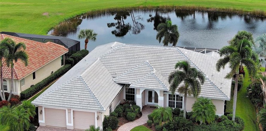 Villa ou maison à Venice, Floride 3 chambres, 303.14 m2 № 2403274