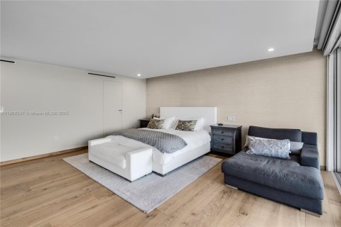 Condo in Miami, Florida, 3 bedrooms  № 2035598 - photo 6