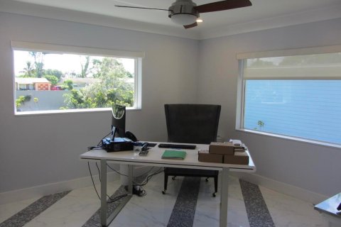 Propiedad comercial en alquiler en Boynton Beach, Florida № 714620 - foto 1