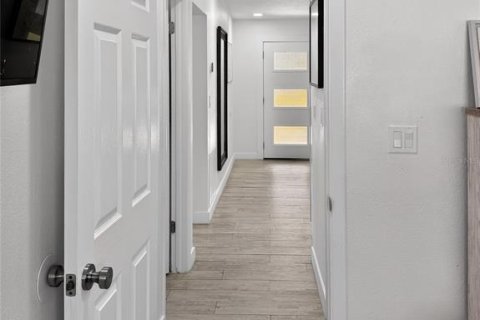 Купить виллу или дом в Тампа, Флорида 5 комнат, 116.69м2, № 2212092 - фото 25