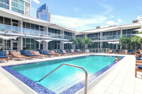 Снять в аренду кондоминиум в Майами, Флорида 2 спальни, 153.01м2, № 1982809 - фото 19