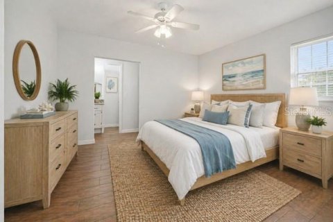 House in Sarasota, Florida 3 bedrooms, 159.79 sq.m. № 2142997 - photo 25