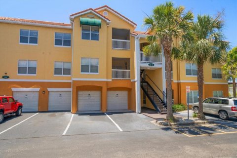 Condo in Seminole, Florida, 2 bedrooms  № 1804759 - photo 2