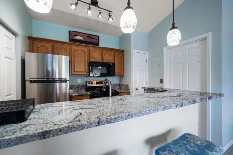 Condo in Seminole, Florida, 2 bedrooms  № 1804759 - photo 11