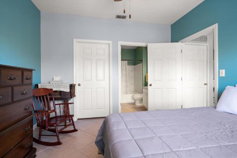 Condo in Seminole, Florida, 2 bedrooms  № 1804759 - photo 21