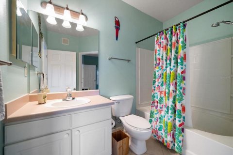 Condo in Seminole, Florida, 2 bedrooms  № 1804759 - photo 19