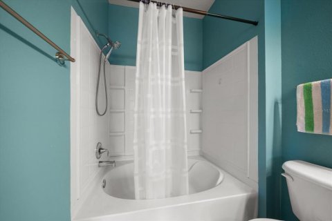Condo in Seminole, Florida, 2 bedrooms  № 1804759 - photo 23