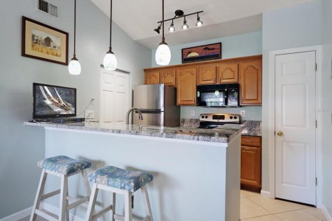 Condo in Seminole, Florida, 2 bedrooms  № 1804759 - photo 10
