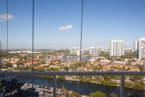 Condo in Aventura, Florida, 2 bedrooms  № 1962659 - photo 22