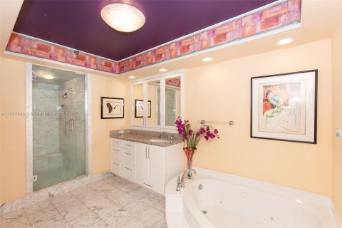 Condo in Aventura, Florida, 2 bedrooms  № 1962659 - photo 26