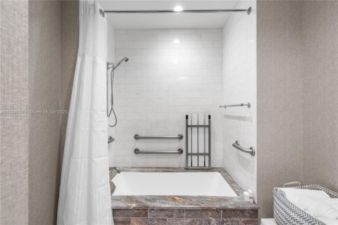 Condominio en venta en Fort Lauderdale, Florida, 2 dormitorios, 103.4 m2 № 1822078 - foto 13