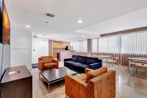 Copropriété à louer à Miami, Floride: 1 chambre, 84.26 m2 № 2046083 - photo 27