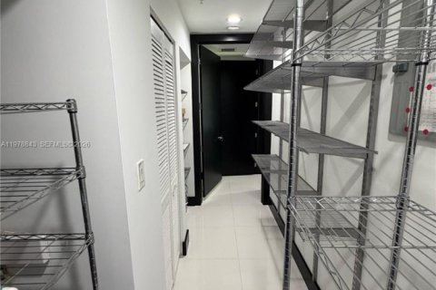 Copropriété à louer à Miami, Floride: 1 chambre, 84.26 m2 № 2046083 - photo 20