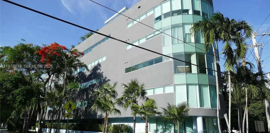 Condo à Miami, Floride, 1 chambre  № 2046083