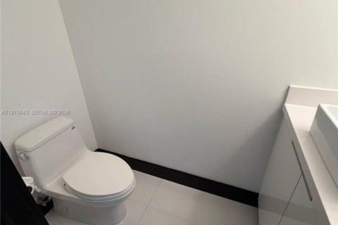 Copropriété à louer à Miami, Floride: 1 chambre, 84.26 m2 № 2046083 - photo 18