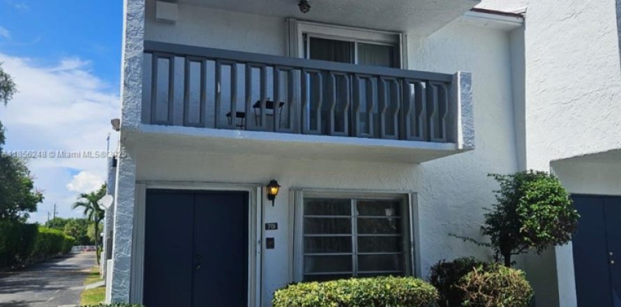 Таунхаус в Пальметто-Бей, Флорида 3 спальни, 152.17м2 № 1978065