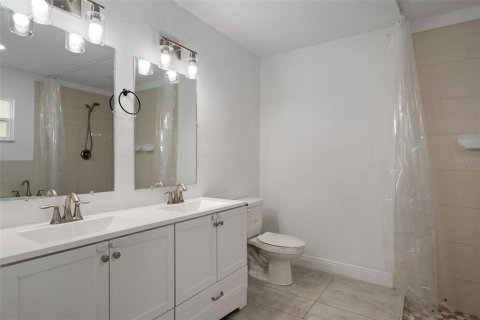 Villa ou maison à vendre à Spring Hill, Floride: 3 chambres, 169.64 m2 № 2130156 - photo 14